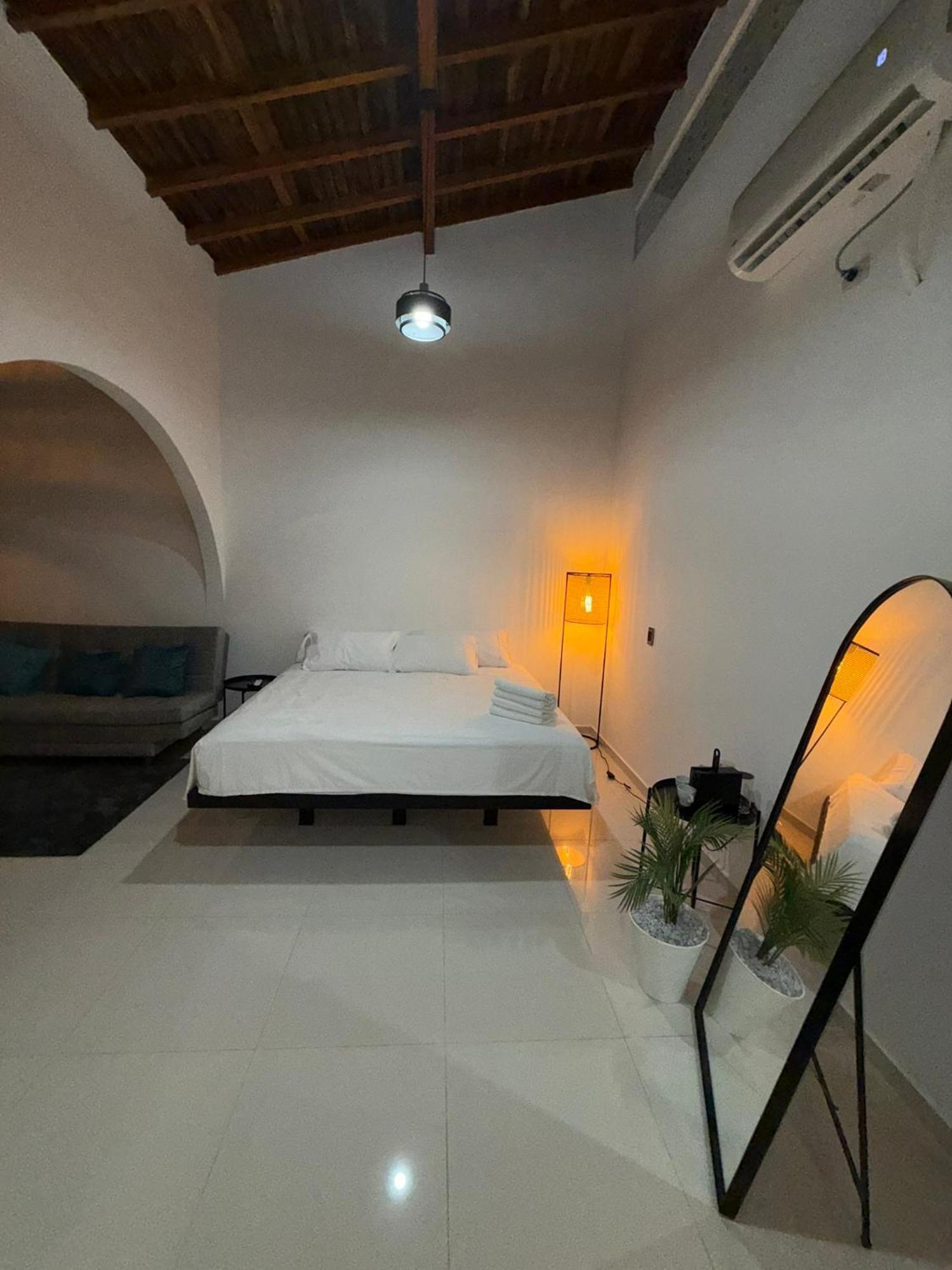 Clandestino - Hotel Boutique La Dorada Exterior photo